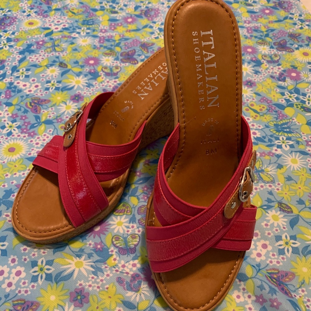 Italian shoemakers pretty pink wedged sandal